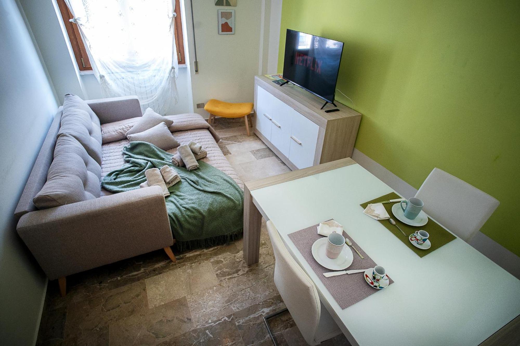 Monte Camicia - Cozy Home In City Center-Spacious-Free Parking LʼAquila Екстериор снимка